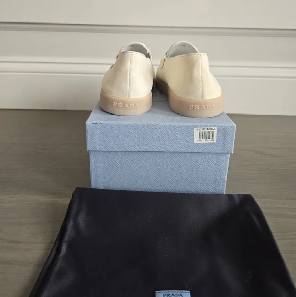 $1,190 Prada Triangle Logo Suede Loafers White EU 38 US 8 BNIB - Picture 10 of 13